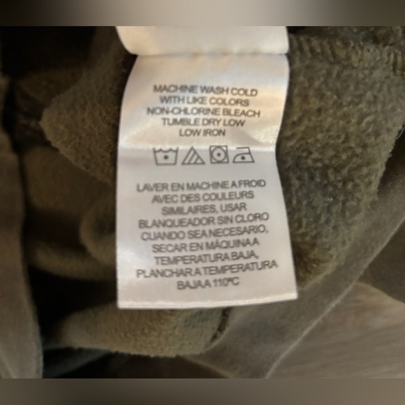 Green Hoodie Sweatshirt Camo Deer Head Appliqué Outdoors Size M - Picture 4 of 8